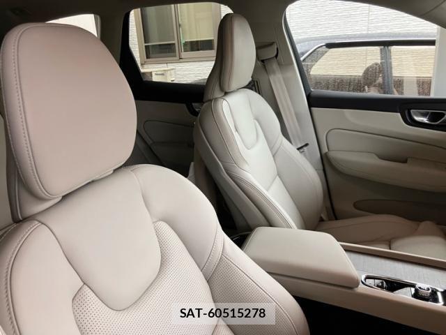 Volvo XC60 2023-08 6674070-12