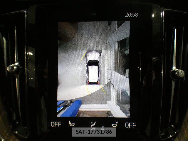 Volvo XC60 2021-05 6678661-13