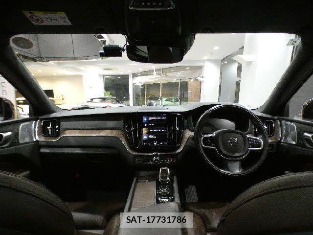 Volvo XC60 2021-05 6678661-16