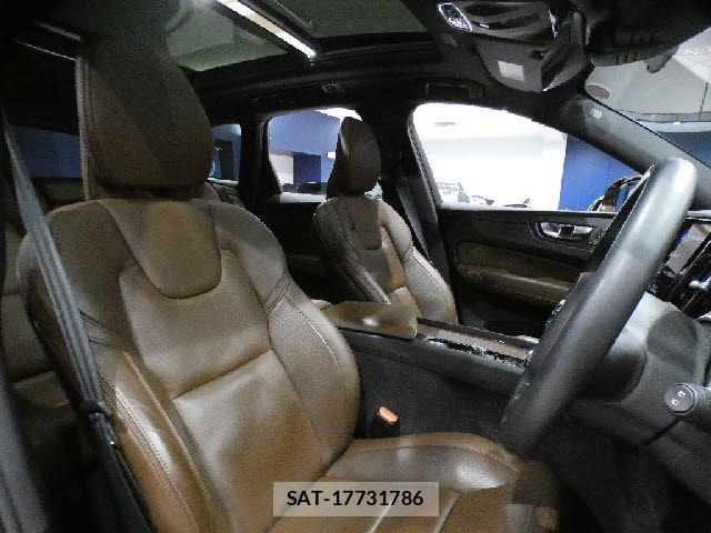Volvo XC60 2021-05 6678661-24