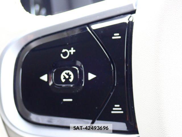 Volvo XC60 2021-01 6678659-12