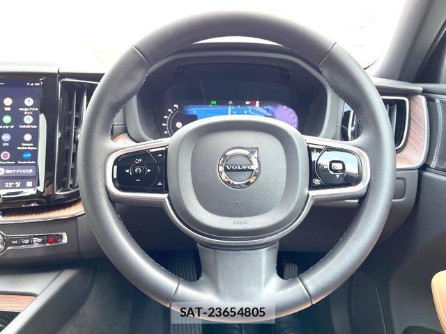 Volvo XC60 2022-10 6753811-10