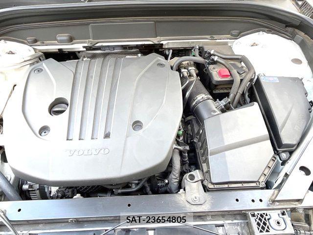 Volvo XC60 2022-10 6753811-19