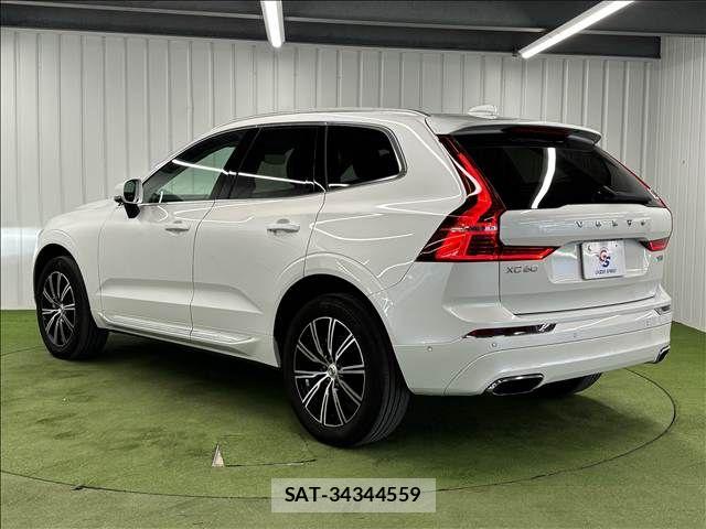Volvo XC60 2021-07 6817886-16
