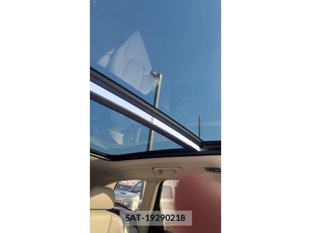 Volvo XC60 2020-06 6915082-17