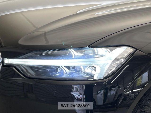 Volvo XC60 2021-06 6915081-15