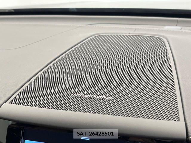 Volvo XC60 2021-06 6915081-4