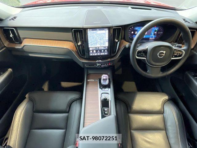 Volvo XC60 2024-06 6915072-1