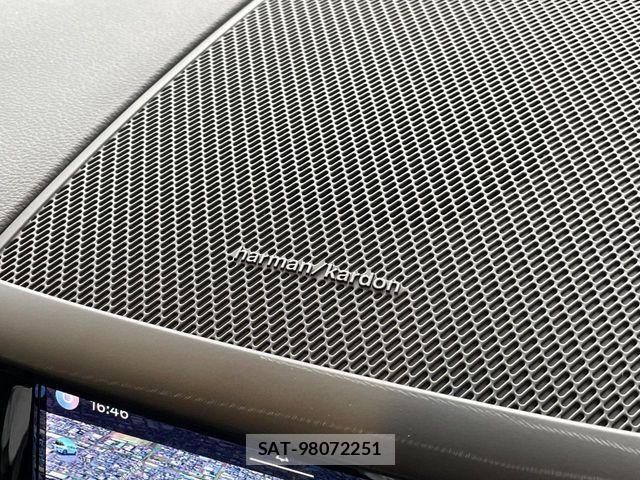 Volvo XC60 2024-06 6915072-5