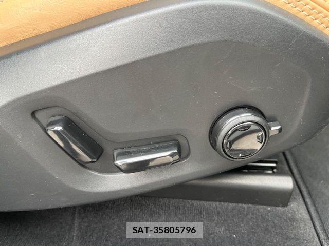 Volvo XC60 2017-12 6915077-9