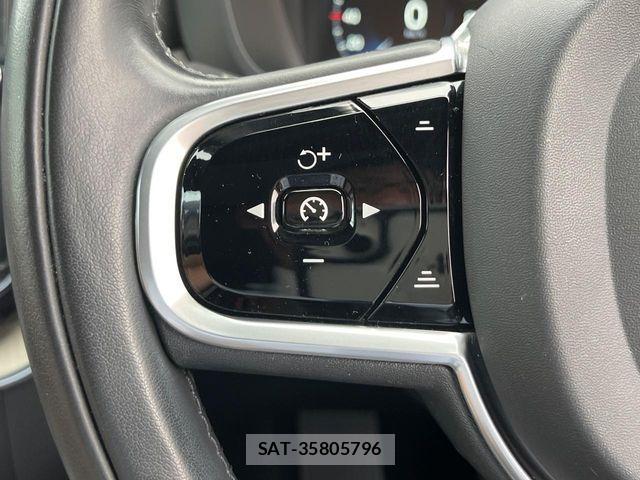 Volvo XC60 2017-12 6915077-7