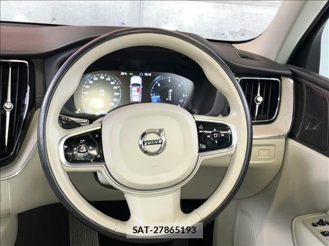 Volvo XC60 2021-03 7061287-1