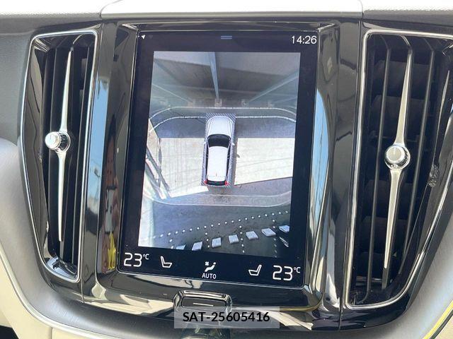 Volvo XC60 2021-07 7061290-4