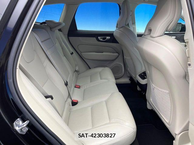 Volvo XC60 2019-09 7061289-9