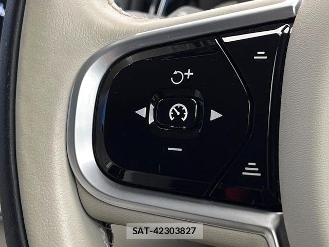 Volvo XC60 2019-09 7061289-3