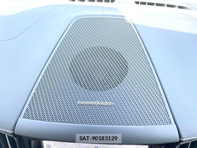 Volvo XC60 2022-06 7061283-4