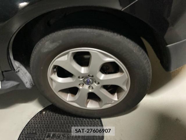 Volvo XC60 2011-06 7061291-10