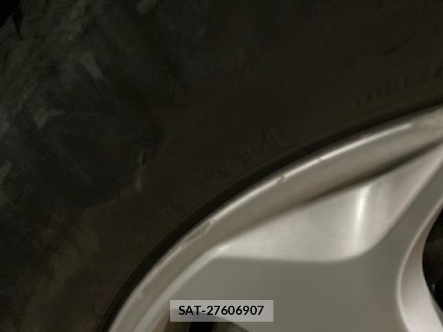 Volvo XC60 2011-06 7061291-12