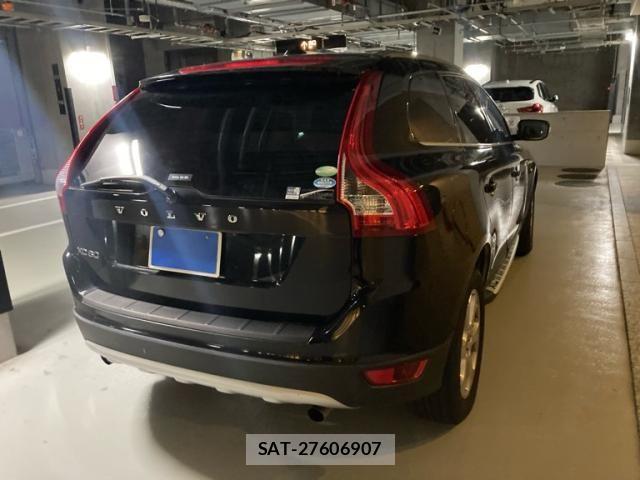 Volvo XC60 2011-06 7061291-5