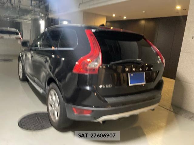 Volvo XC60 2011-06 7061291-6