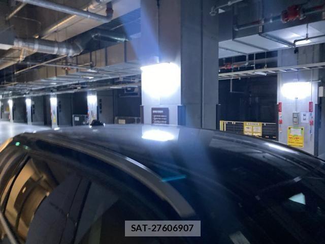 Volvo XC60 2011-06 7061291-7