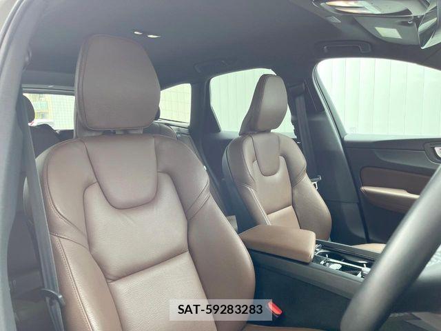 Volvo XC60 2021-12 7061286-11