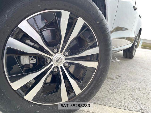 Volvo XC60 2021-12 7061286-17