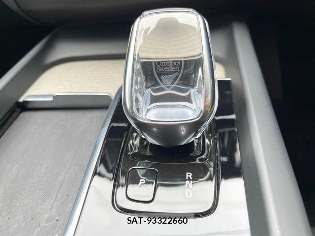 Volvo XC60 2021-11 7226826-10