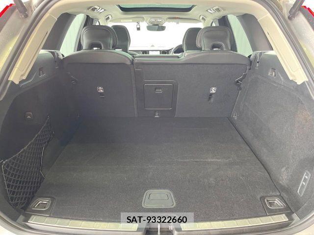 Volvo XC60 2021-11 7226826-16