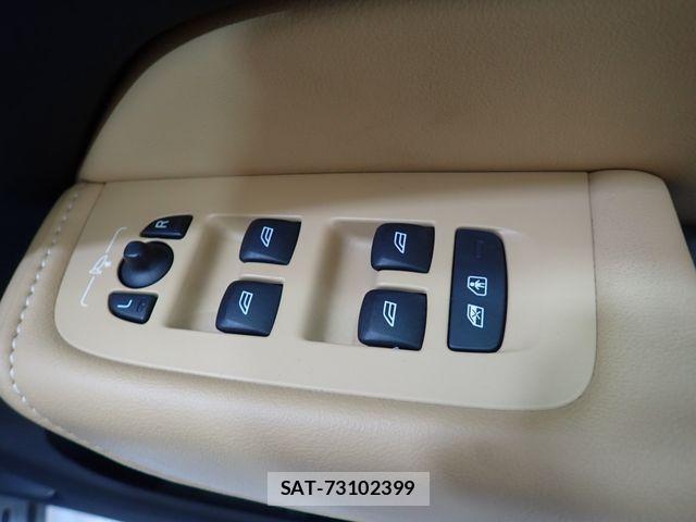 Volvo XC60 2021-11 7226832-18