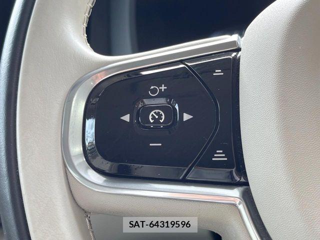 Volvo XC60 2017-10 7226820-11