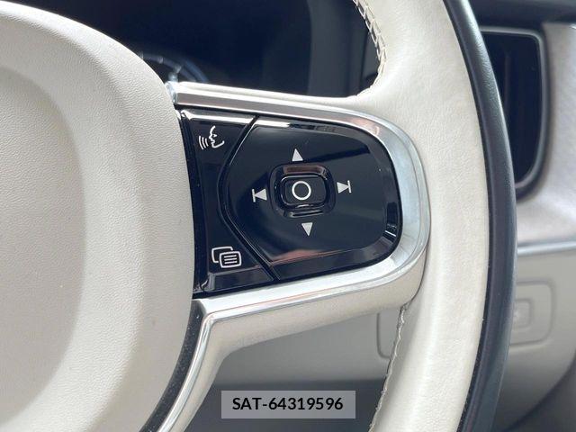 Volvo XC60 2017-10 7226820-12