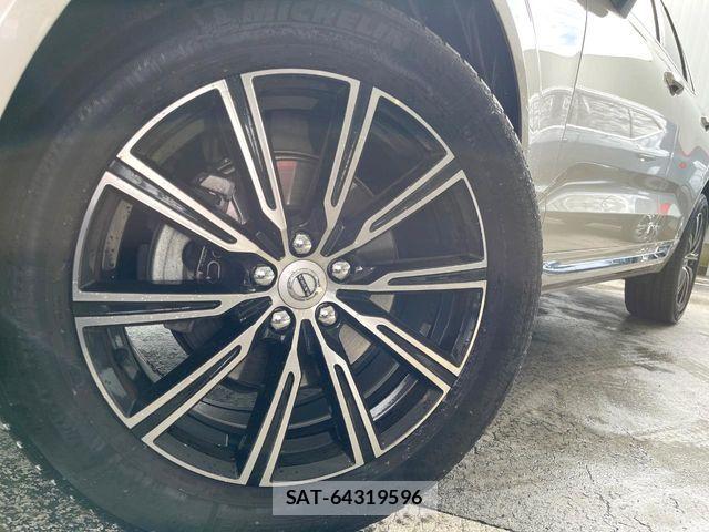 Volvo XC60 2017-10 7226820-19