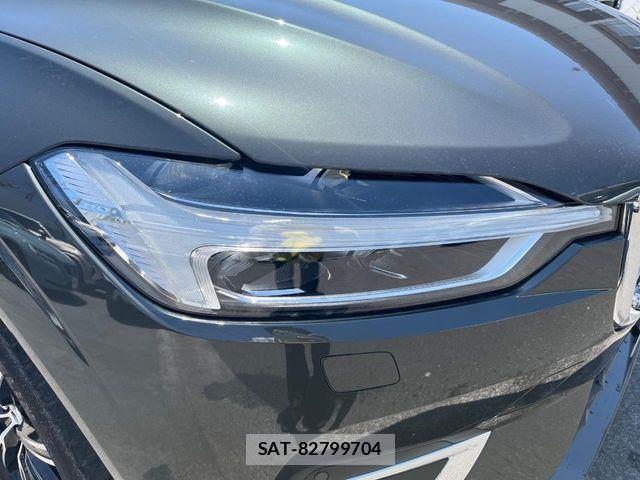 Volvo XC60 2018-04 7226822-15