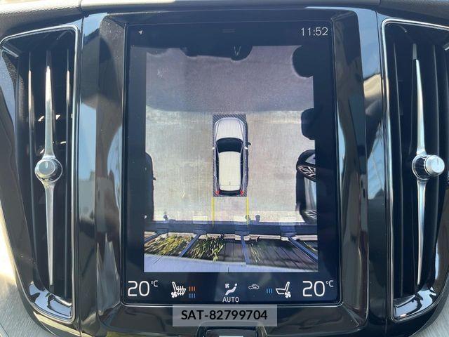 Volvo XC60 2018-04 7226822-6