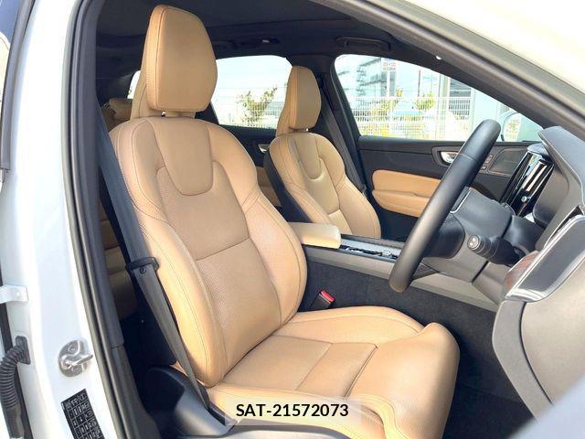 Volvo XC60 2022-08 7226827-11