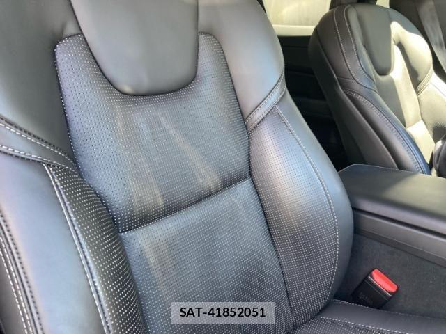 Volvo XC60 2022-09 7226828-10