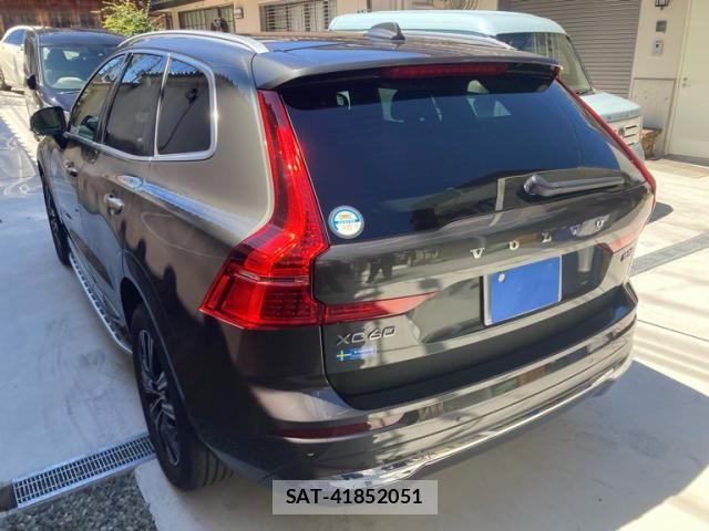 Volvo XC60 2022-09 7226828-3