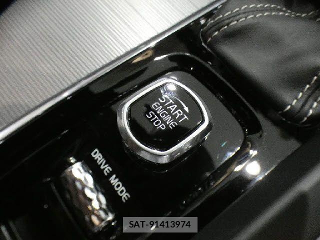 Volvo XC60 2019-12 7226825-9