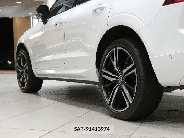 Volvo XC60 2019-12 7226825-12