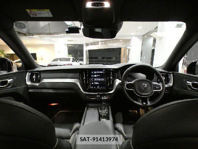 Volvo XC60 2019-12 7226825-16