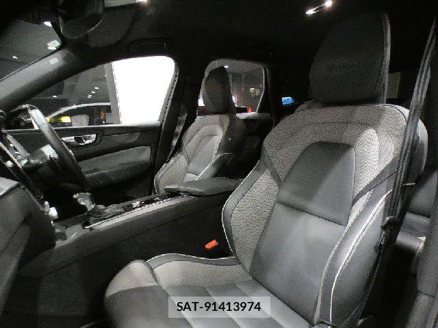 Volvo XC60 2019-12 7226825-25