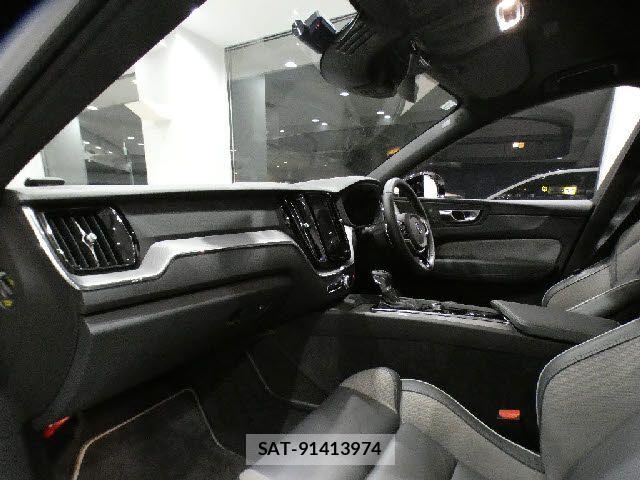 Volvo XC60 2019-12 7226825-2