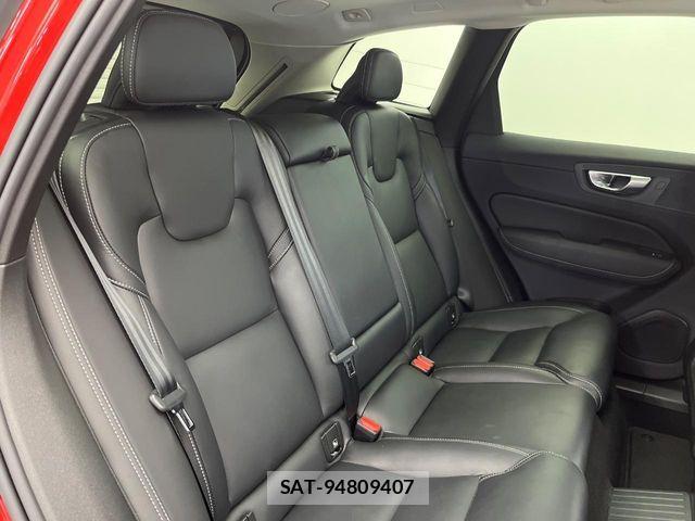 Volvo XC60 2024-02 7226829-16