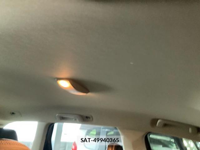 Volvo XC60 2011-08 7226823-15