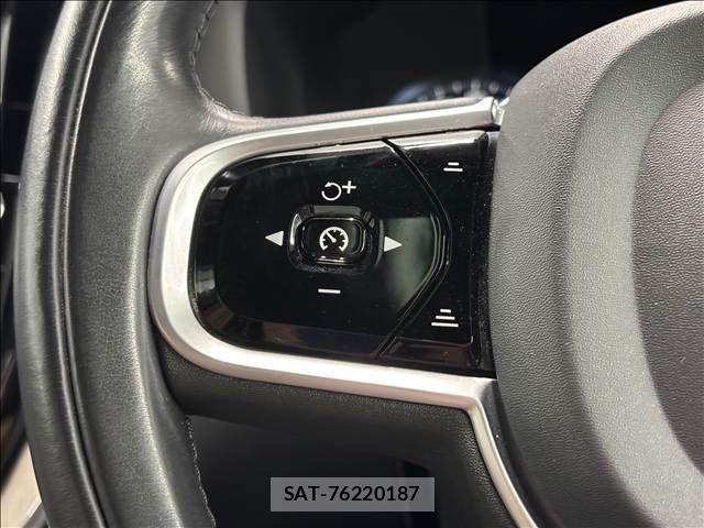 Volvo XC60 2020-11 7252758-9