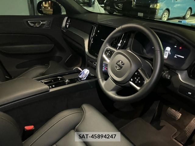 Volvo XC60 2025-04 7273235-9
