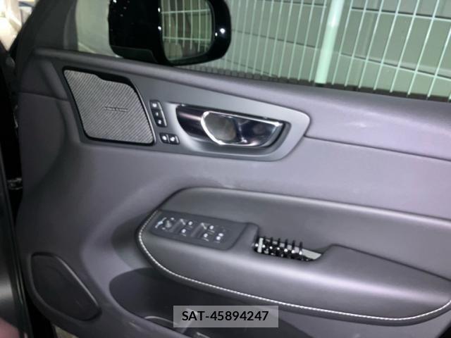 Volvo XC60 2025-04 7273235-12