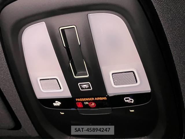 Volvo XC60 2025-04 7273235-24