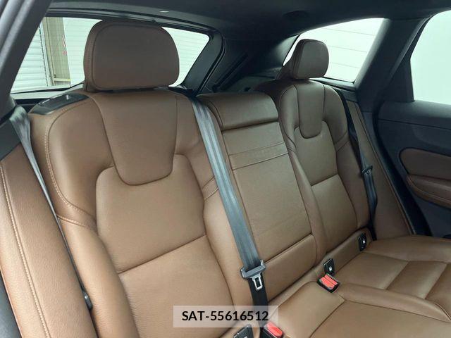 Volvo XC60 2021-06 7273234-12